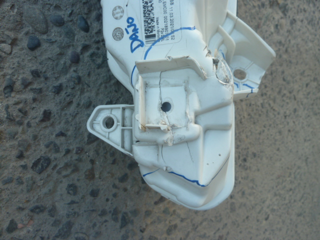 Foco peugeot 208 años 2022 2025 de parachoque chofer daños - Imagen 4