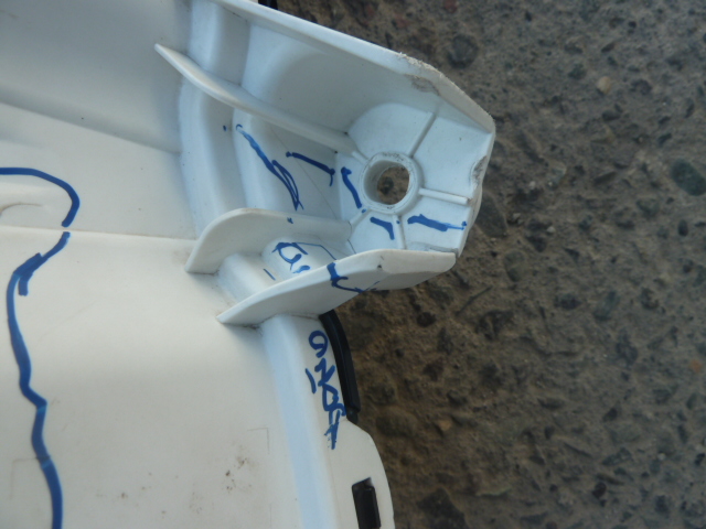 Foco peugeot 208 años 2022 2025 de parachoque chofer daños - Imagen 3