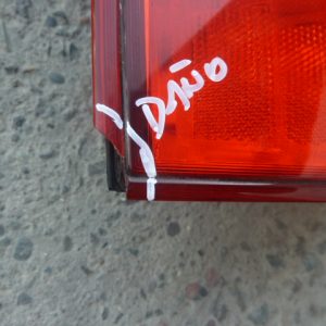 Foco trasero nissan np300 2015 2020 trasero copiloto daños