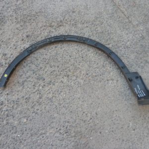 Moldura paso rueda ford explorer 2011 2014 delant copiloto daños