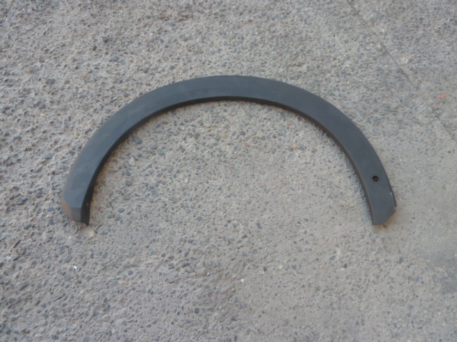 Moldura paso rueda Jac js8 2022 2025 delantera copiloto daños