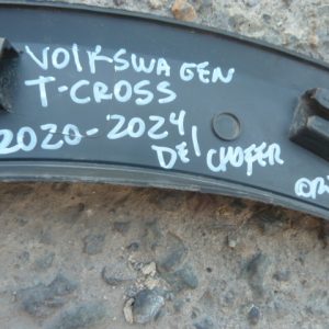 Moldura paso rueda volkswagen t-cross 2020 2024 delant chofer daños