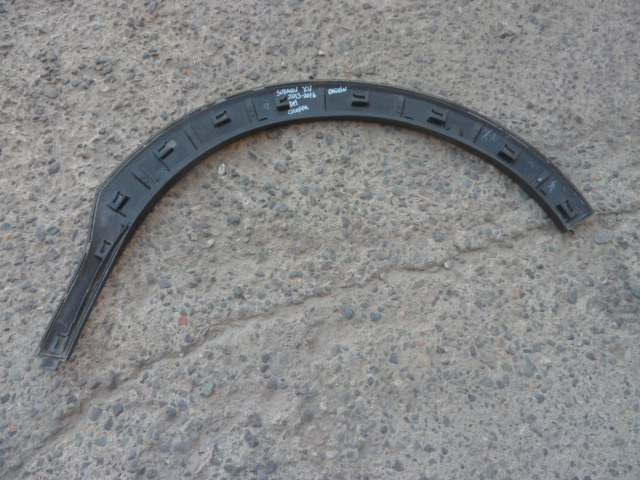 Moldura paso rueda subaru xv 2013 2016 delantera chofer daños - Imagen 4