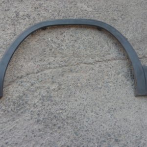 Moldura paso rueda vw atlas 2018 2021 delantera chofer daños