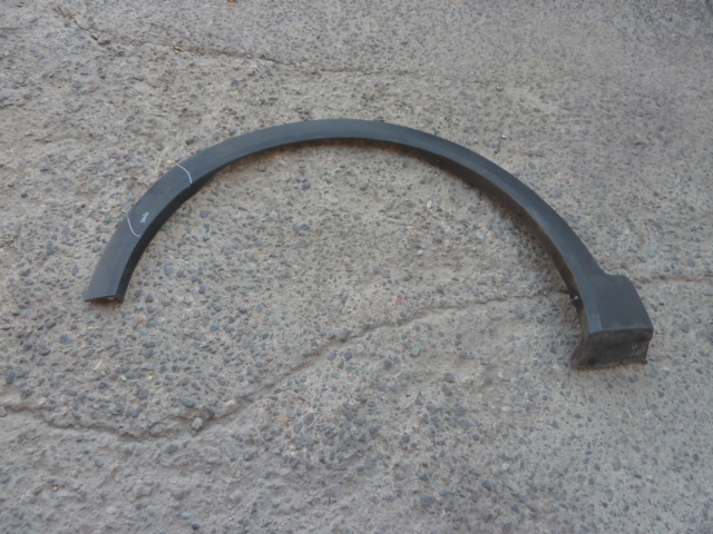 Moldura paso rueda jetour x70 2023 2025 delantera chofer daños