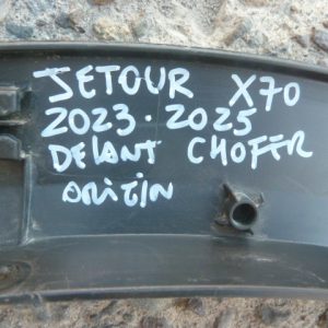 Moldura paso rueda jetour x70 2023 2025 delantera chofer daños