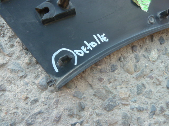 Moldura paso rueda citroen c3 2018 2023 trasera chofer daños - Imagen 4