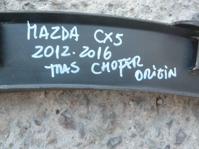 Moldura paso rueda cx5 2012 2016 trasera chofer daños - Imagen 3