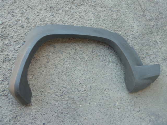 Moldura paso rueda fiat strada 2014 2019 trasera copiloto daños