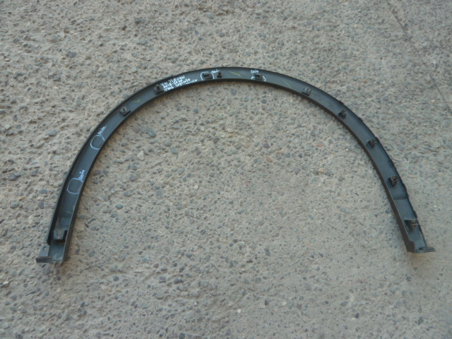 Moldura paso rueda tiguan 2018 2020 trasera copiloto daños - Imagen 3