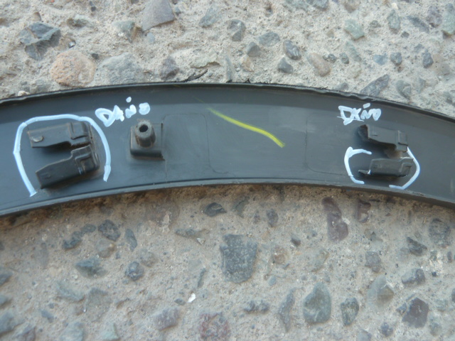 Moldura paso rueda tiguan 2018 2020 trasera copiloto daños - Imagen 2