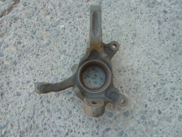 Muñon toyota camry 1998 1999 2000 2001 delantera chofer usado