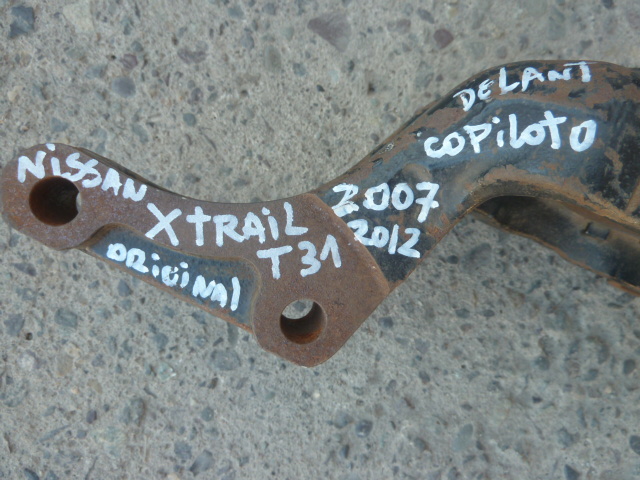 Muñon Nissan xtrail 2007 2012 delantero copiloto usado - Imagen 2