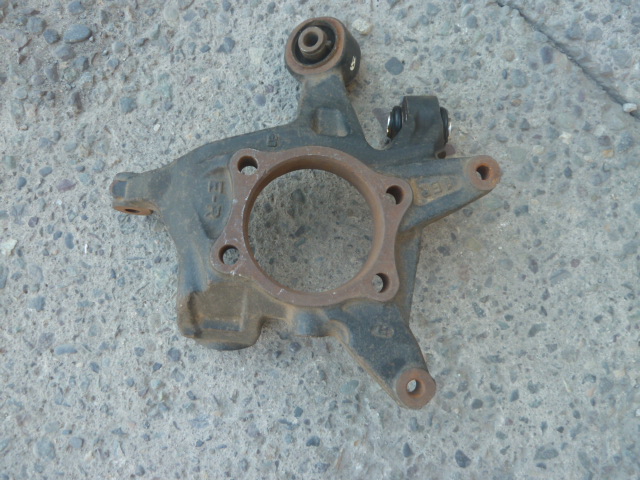 Muñon subaru forester c/abs 2014 trasero copiloto usado