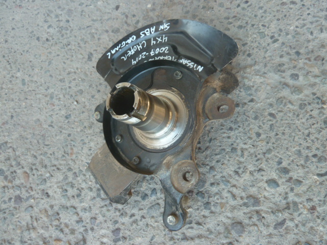 Muñon nissan terrano 4x4 d22 2007 2014 s/abs del chofer usado