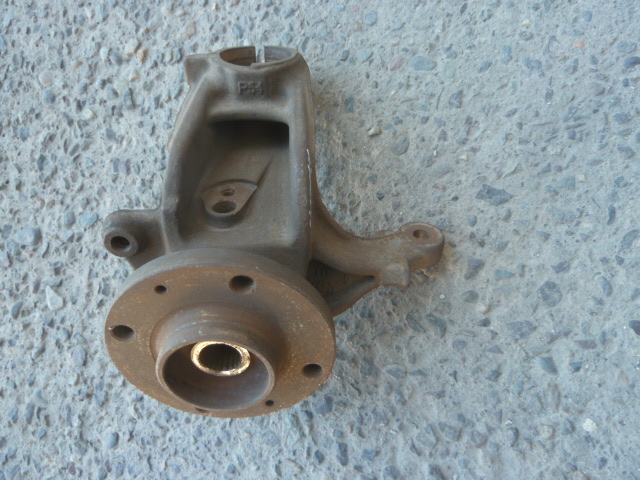 Muñon citroen c-elysee 2012 2022 delantero chofer usado