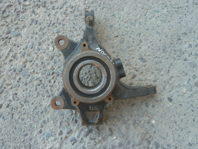 Muñon hyundai tucson 2011 2015 con abs delantero chofer usado