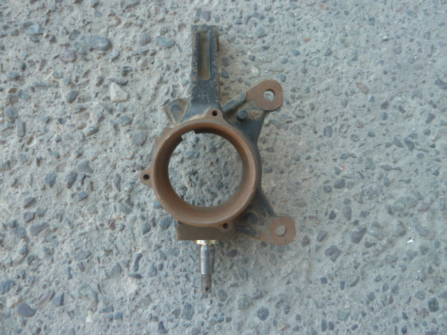 Muñon honda crv 2003 2006 con abs delantero chofer usado