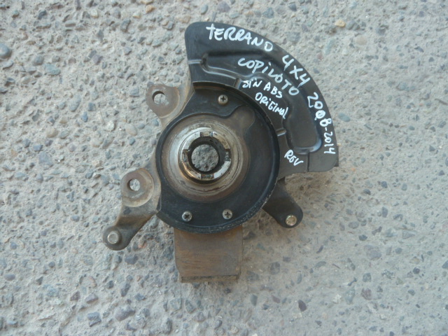 Muñon nissan terrano d22 4x4 2008 2014 s/abs del copiloto usado - Imagen 4