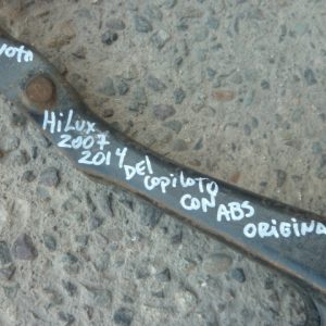 Muñon toyota hilux 2007 2014 con abs delantero copiloto usado
