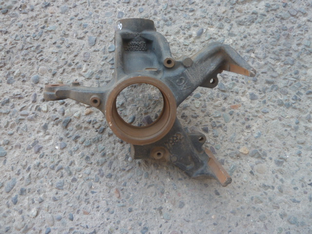 Muñon skoda fabia polo 2003 2007 con abs delantero copiloto usado