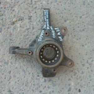 Muñon toyota yaris 2003 2005 sin abs delantero copiloto usado