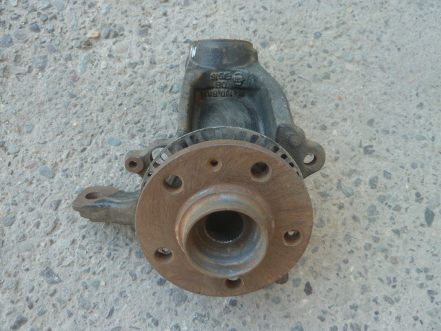 Muñon volkswagen beetle 2001 2010 con abs delantero copiloto usado