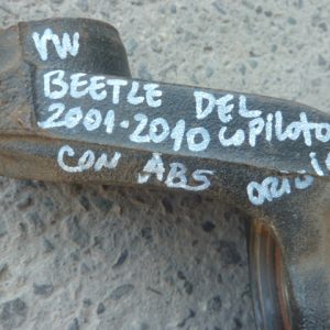 Muñon volkswagen beetle 2001 2010 con abs delantero copiloto usado
