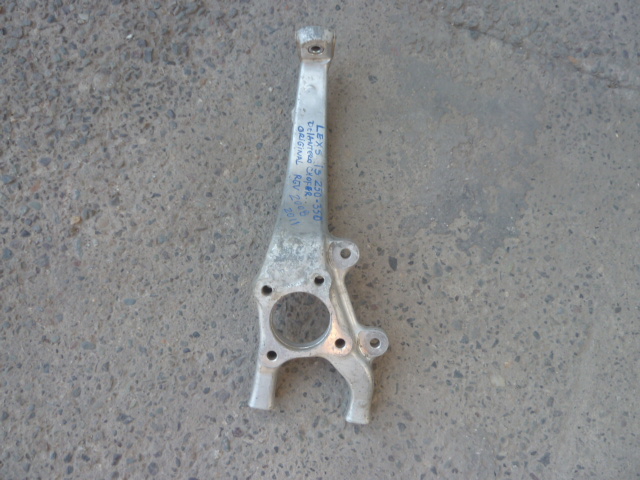 Muñon lexus is250 is350 2008 2011 delantero chofer usado - Imagen 3