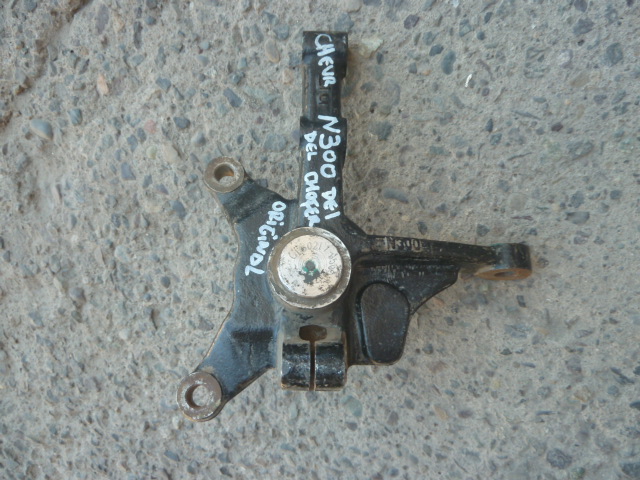 Muñon chevrolet n300 - n300 delantero chofer usado - Imagen 2