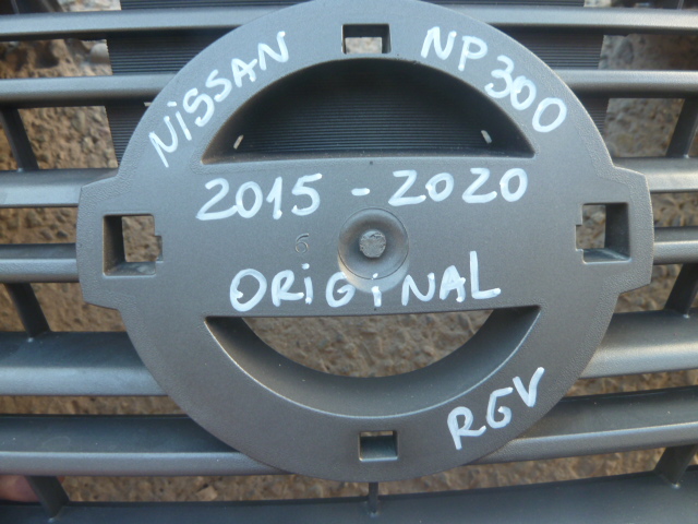 Mascara nissan np300 2015 2016 2018 2019 2020 con detalle - Imagen 5