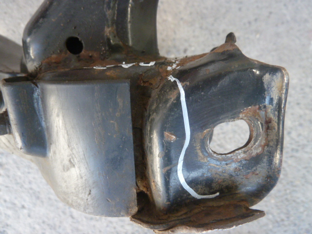 Cuna motor subchasis semichasis hyundai matrix 2002 2009 daños - Imagen 4