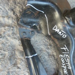 Cuna motor subchasis semichasis fiesta ecosport 2005 2009 daño