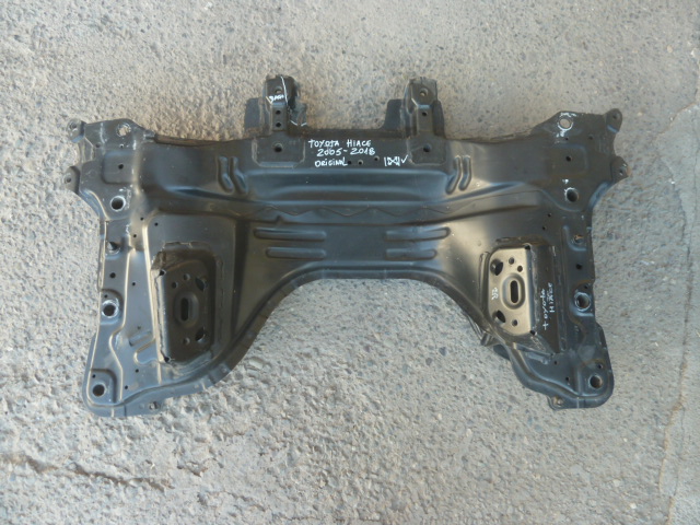 Cuna motor semichasis subchasis toyota hiace 2005 2018 daño