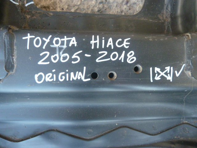 Cuna motor semichasis subchasis toyota hiace 2005 2018 daño - Imagen 7