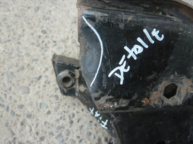 Cuna motor subchasis semichasis fiat stilo 2003 2007 daños - Imagen 4