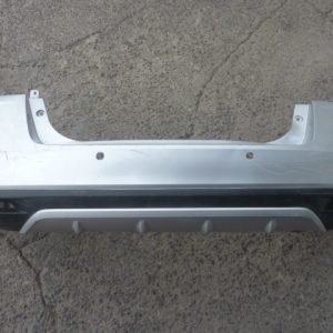 Parachoque nissan versa n18 2021 2024 trasero daños