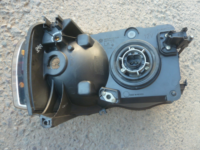 Foco optico dodge ram 1500 ram1500 2003 2005 chofer daños - Imagen 3