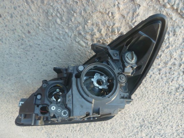 Foco optico genesis sedan 2008 2013 halogeno copiloto daños - Imagen 5