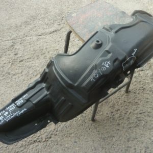 Guardafango tercel twin cam 1995 2000 delantero chofer daños