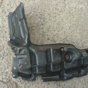 protector guardafango toyota yaris sedan 2007 2012 chofer daño