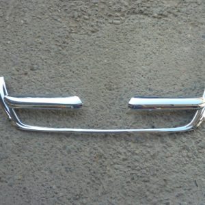 Moldura bisel honda crv 2022 2004 cromado de mascara daños