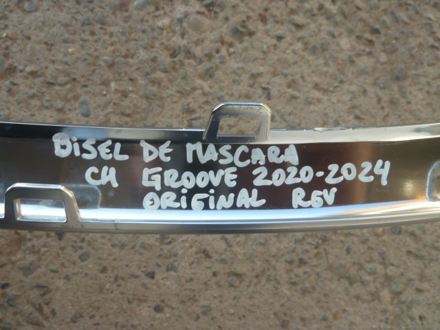 Moldura bisel chevrolet groove 2020 2024 inferior de mascara daños - Imagen 4