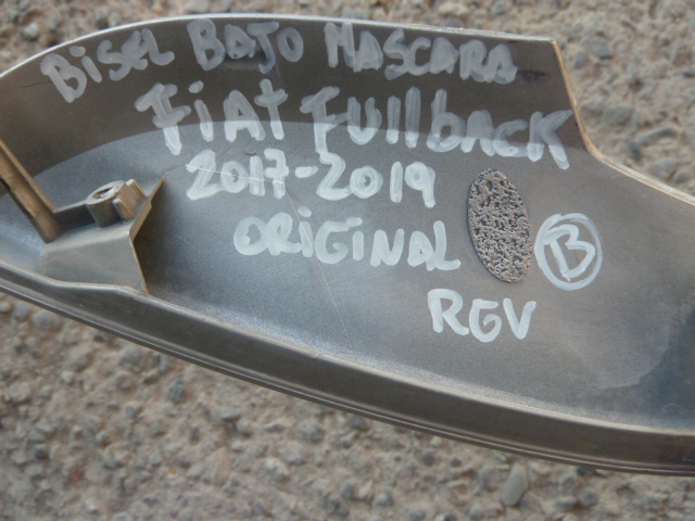 Moldura bisel fiat fullback 2017 2018 2019 bajo mascara - Imagen 3