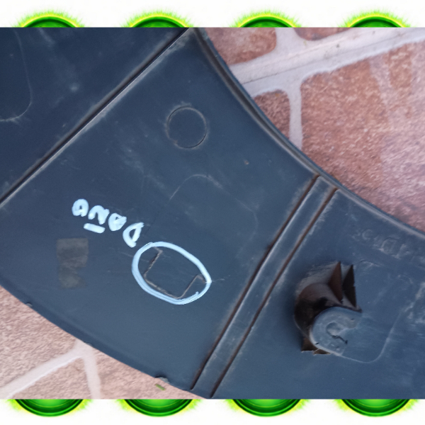 Moldura paso rueda kwid 2019 2023 tras copiloto daños RgvO - Imagen 3
