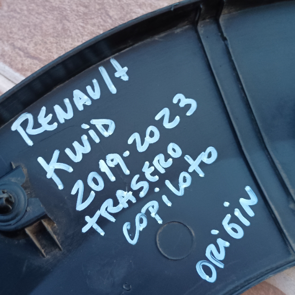 Moldura paso rueda kwid 2019 2023 tras copiloto daños RgvO - Imagen 4