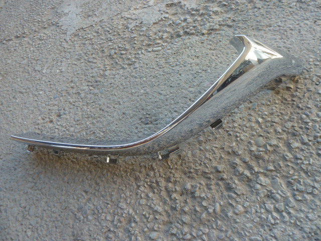 Moldura bisel mazda cx9 2018 2023 de mascara chofer buena