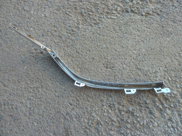 Moldura bisel mazda 6 2014 2015 de mascara chofer daños - Imagen 4