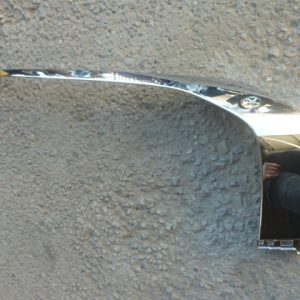 Moldura bisel outlander 2024 2026 de parachoque copiloto daños