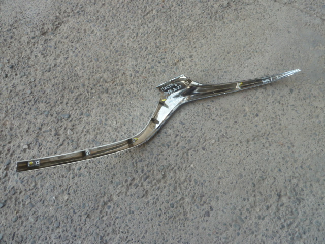 Moldura bisel mazda 6 2019 2022 de mascara copiloto daños - Imagen 3